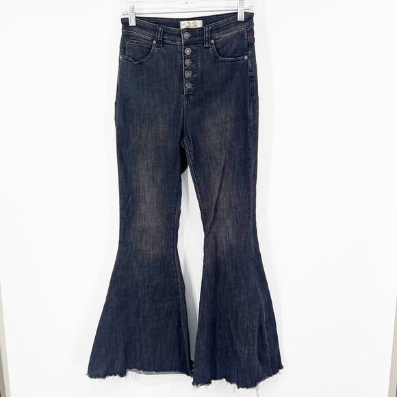 We the Free People Irreplaceable Flare Jeans High Rise Raw Hem - Picture 1 of 7